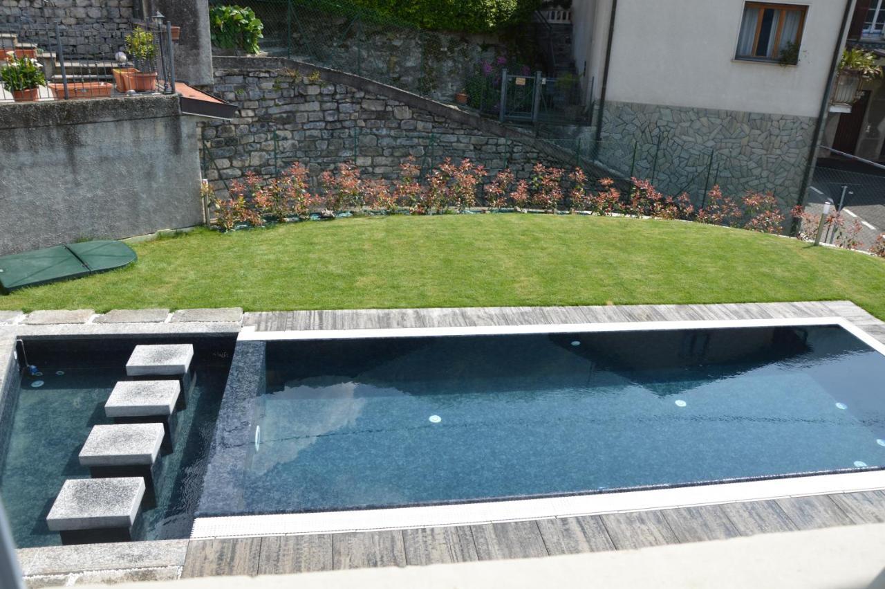 Lescen White Residence - Swimming Pool Lezzeno Exteriör bild